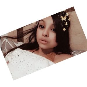 Meet your Posher, Andrea kayleen